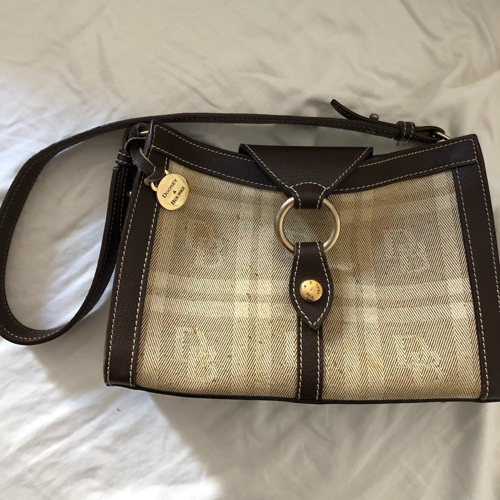 DOONEY AND BURKE Handbag 10”x6”